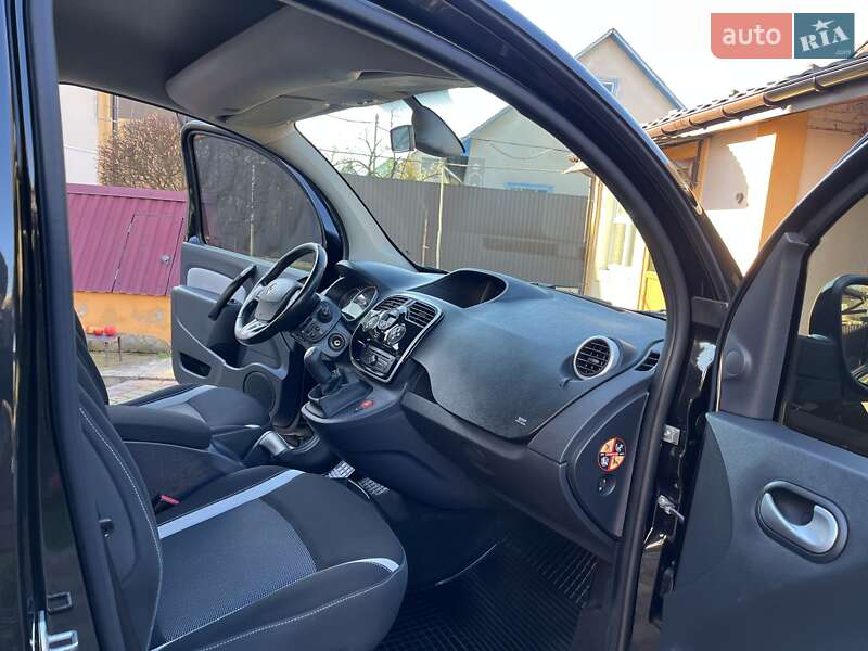 Мінівен Renault Kangoo 2015 в Дубні