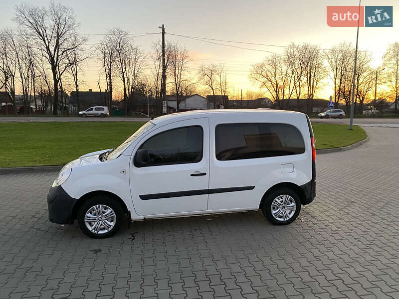 Минивэн Renault Kangoo 2009 в Житомире