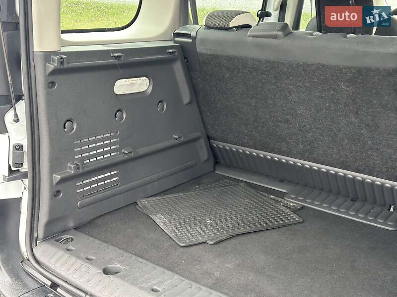 Минивэн Renault Kangoo 2014 в Луцке