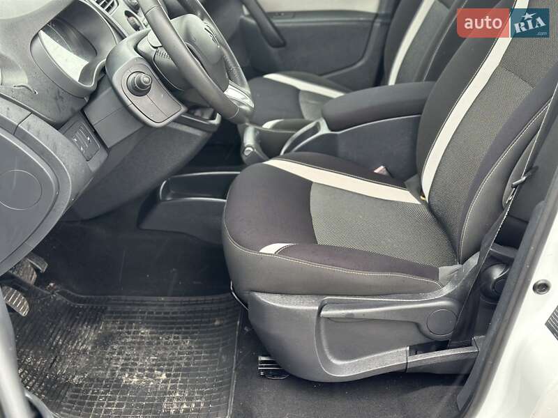 Минивэн Renault Kangoo 2014 в Луцке