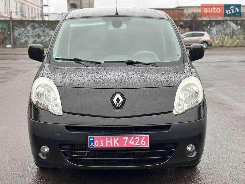 Минивэн Renault Kangoo 2009 в Луцке