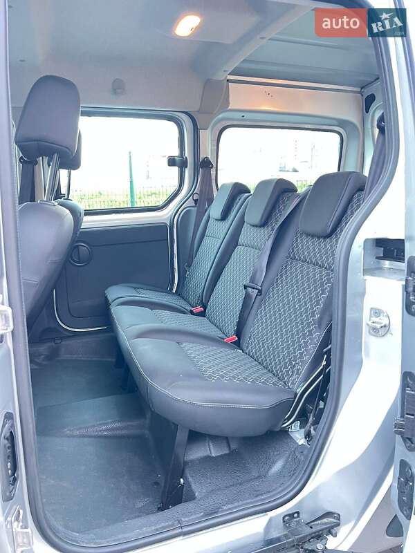 Мінівен Renault Kangoo 2017 в Києві