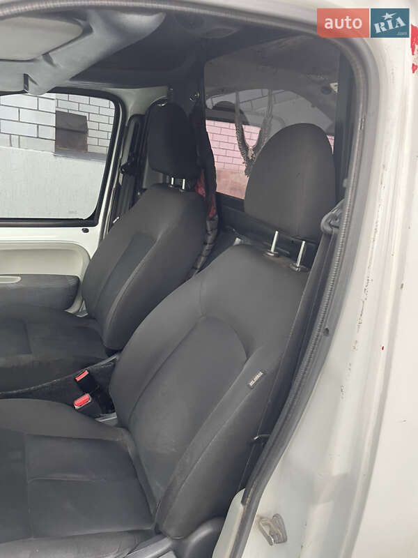 Грузовой фургон Renault Kangoo 2007 в Новомосковске
