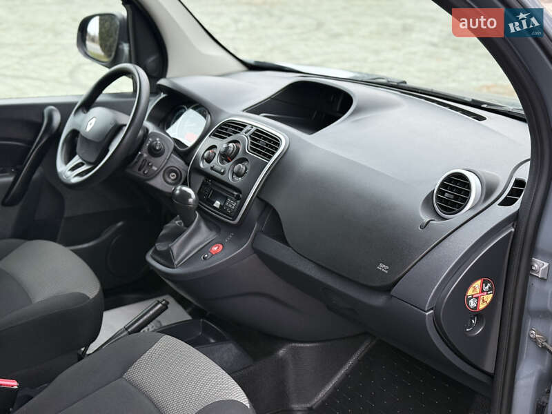 Вантажний фургон Renault Kangoo 2021 в Дубні фото 39 Вантажний фургон Renault Kangoo 2021 в Дубні