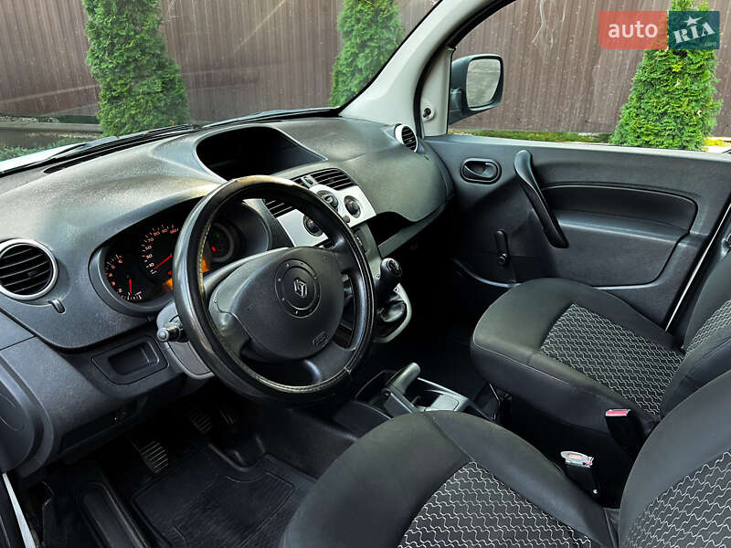 Мінівен Renault Kangoo 2012 в Києві