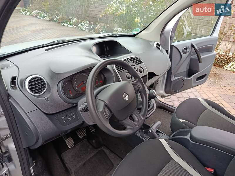 Мінівен Renault Kangoo 2015 в Дубні