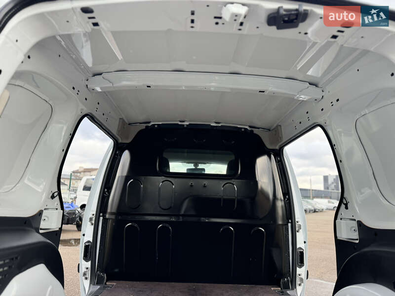 Вантажний фургон Renault Kangoo 2022 в Києві фото 55 Вантажний фургон Renault Kangoo 2022 в Києві