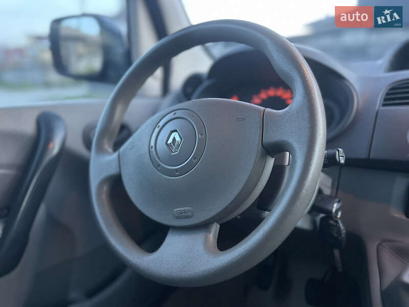 Мінівен Renault Kangoo 2010 в Рівному