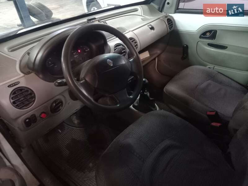 Мінівен Renault Kangoo 2001 в Ватутіному