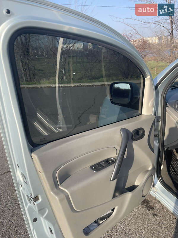 Минивэн Renault Kangoo 2010 в Кривом Роге фото 15 Минивэн Renault Kangoo 2010 в Кривом Роге