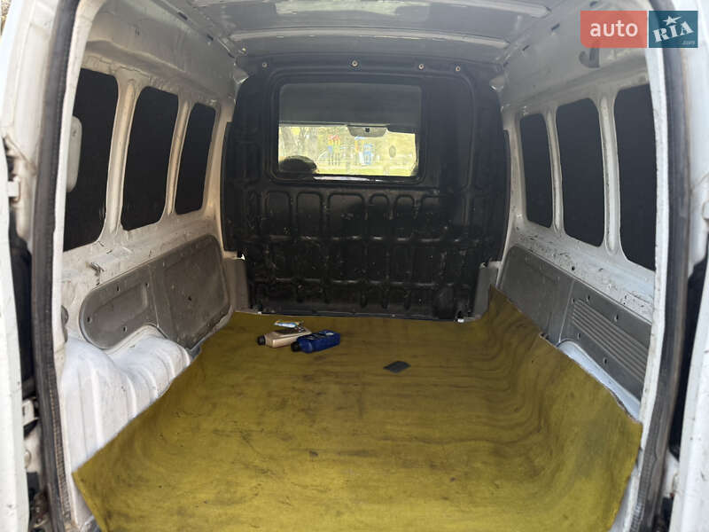 Грузовой фургон Renault Kangoo 2006 в Николаеве