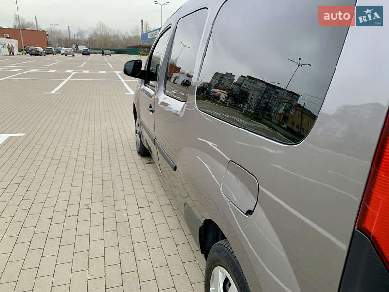 Минивэн Renault Kangoo 2013 в Сумах