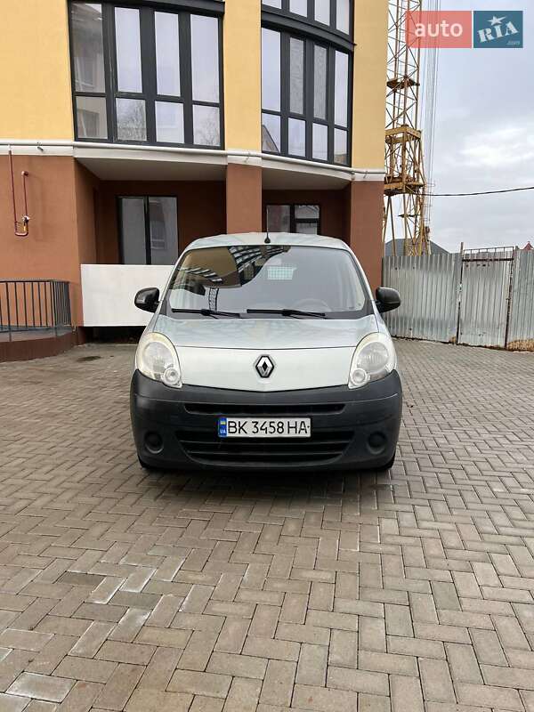 Вантажний фургон Renault Kangoo 2013 в Рівному