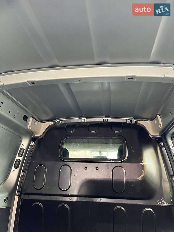 Вантажний фургон Renault Kangoo 2013 в Рівному