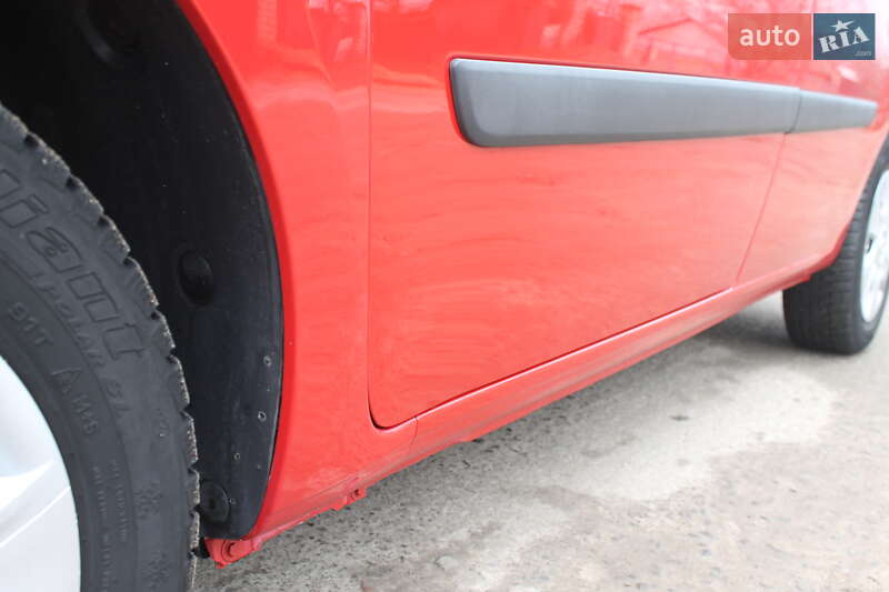 Мінівен Renault Kangoo 2013 в Первомайську