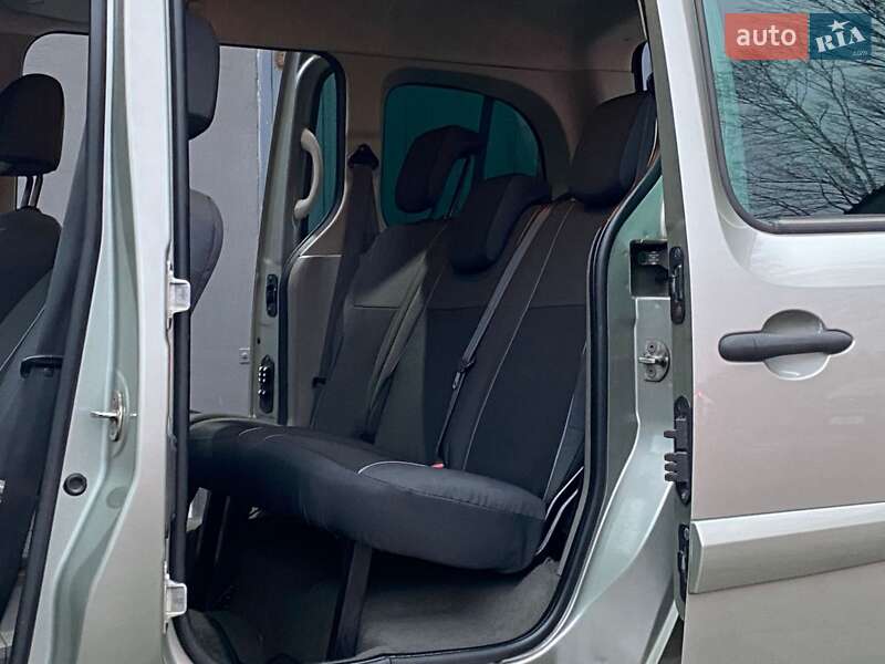 Минивэн Renault Kangoo 2010 в Ивано-Франковске фото 14 Минивэн Renault Kangoo 2010 в Ивано-Франковске
