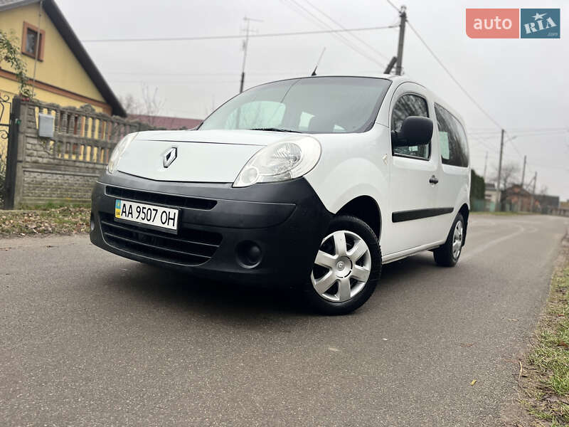 Мінівен Renault Kangoo 2011 в Володимирі фото 2 Мінівен Renault Kangoo 2011 в Володимирі