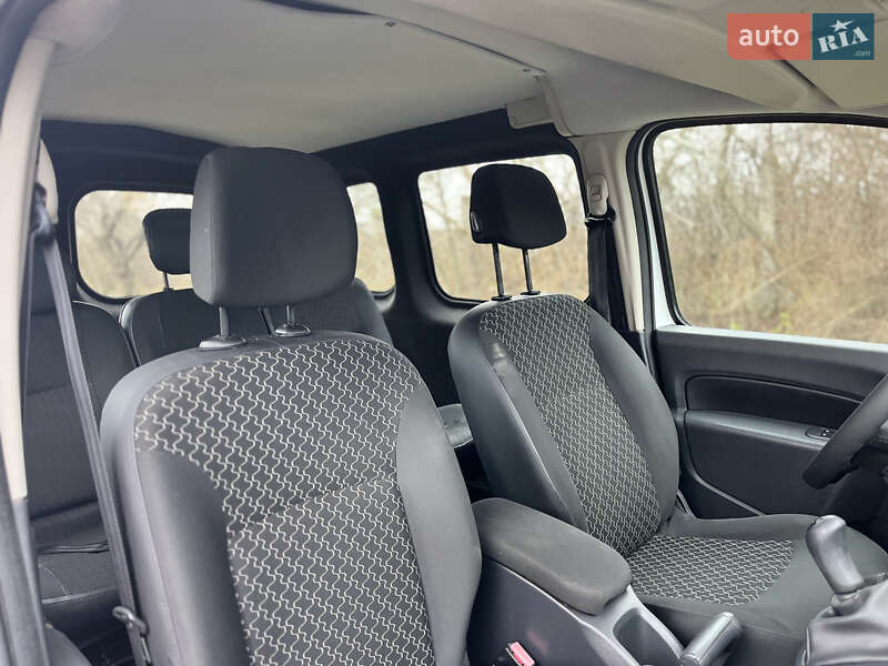 Мінівен Renault Kangoo 2011 в Володимирі фото 37 Мінівен Renault Kangoo 2011 в Володимирі