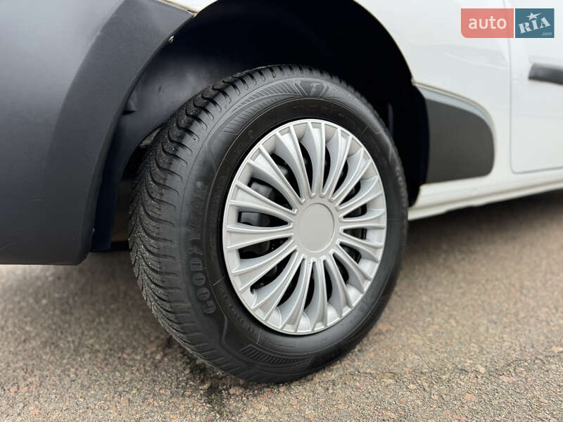 Минивэн Renault Kangoo 2018 в Киеве фото 30 Минивэн Renault Kangoo 2018 в Киеве