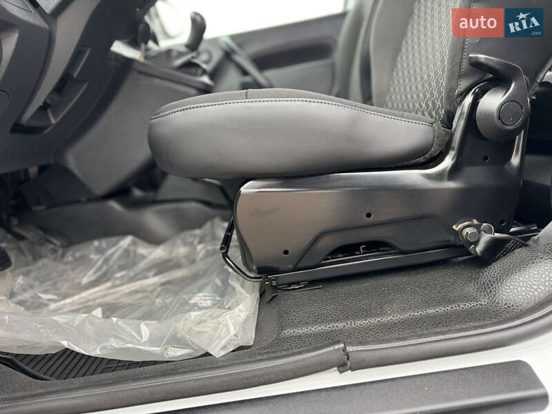 Минивэн Renault Kangoo 2018 в Киеве фото 88 Минивэн Renault Kangoo 2018 в Киеве