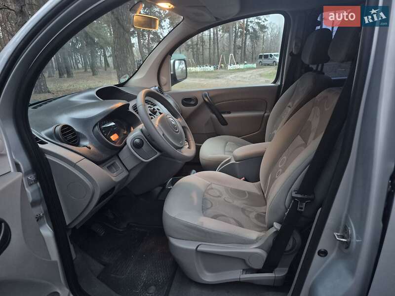 Мінівен Renault Kangoo 2010 в Харкові