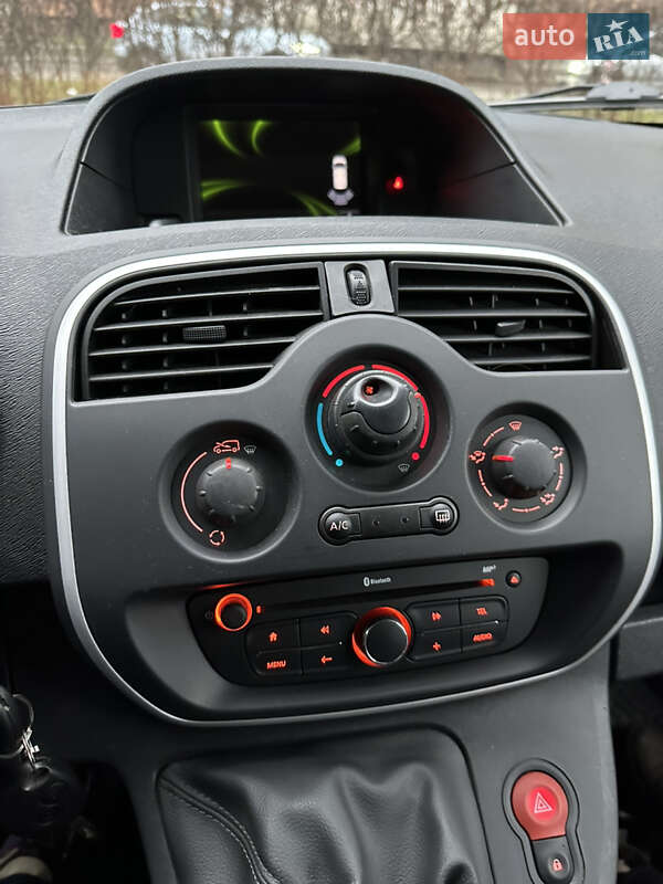 Грузовой фургон Renault Kangoo 2016 в Киеве