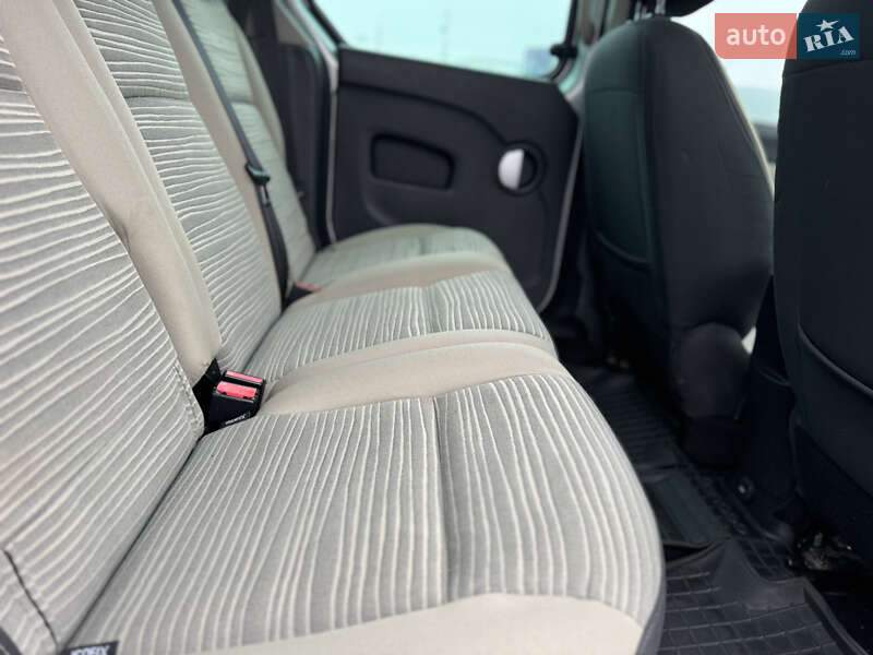 Минивэн Renault Kangoo 2012 в Киеве