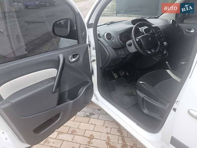 Минивэн Renault Kangoo 2016 в Бородянке фото 3 Минивэн Renault Kangoo 2016 в Бородянке
