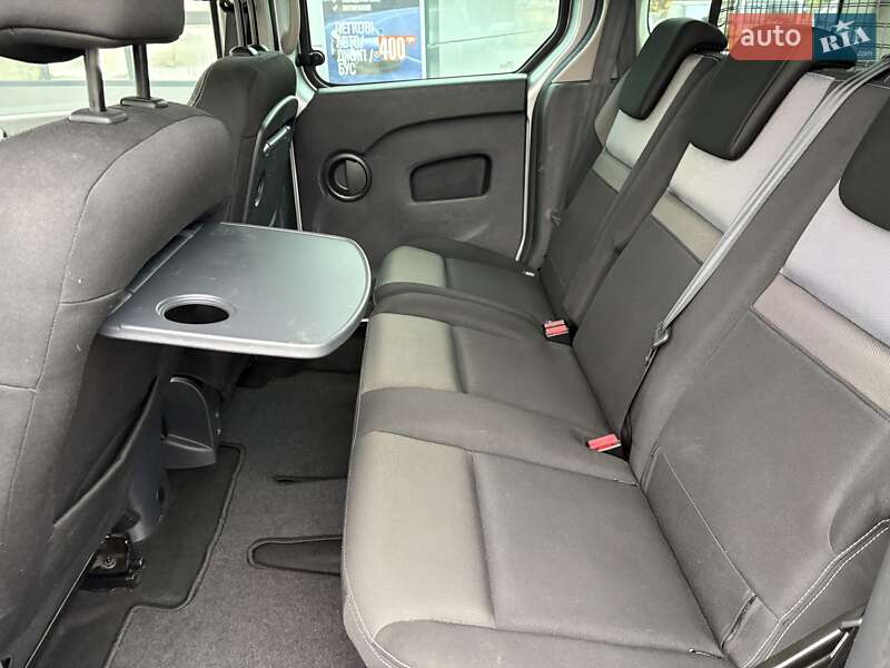 Минивэн Renault Kangoo 2017 в Луцке