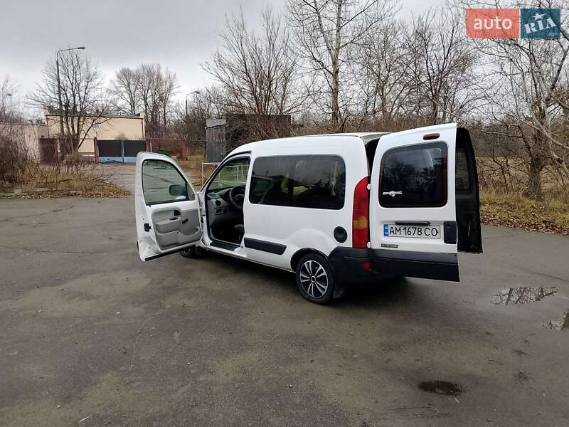 Мінівен Renault Kangoo 2004 в Києві фото 11 Мінівен Renault Kangoo 2004 в Києві