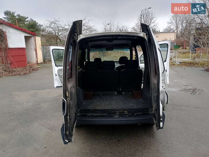 Мінівен Renault Kangoo 2004 в Києві фото 10 Мінівен Renault Kangoo 2004 в Києві