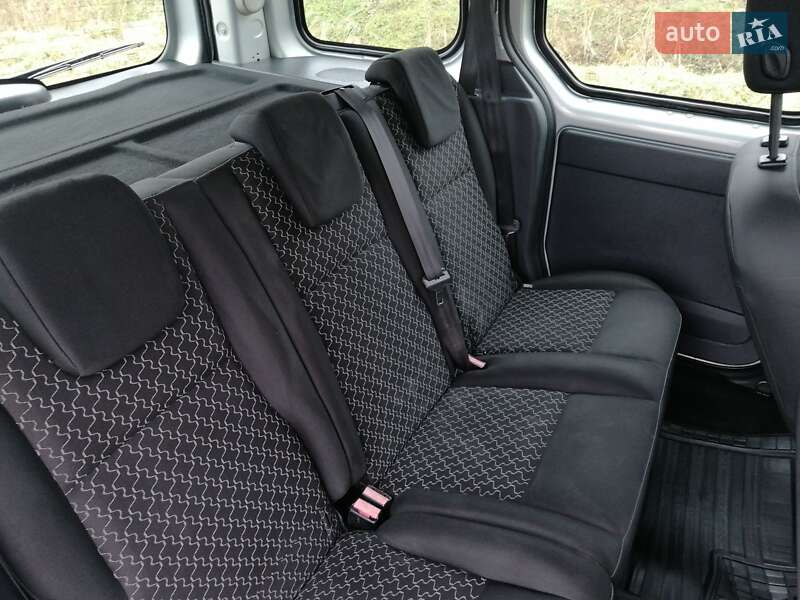 Минивэн Renault Kangoo 2012 в Здолбунове