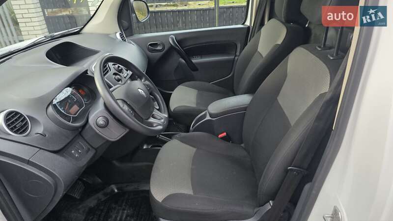 Грузовой фургон Renault Kangoo 2018 в Калуше