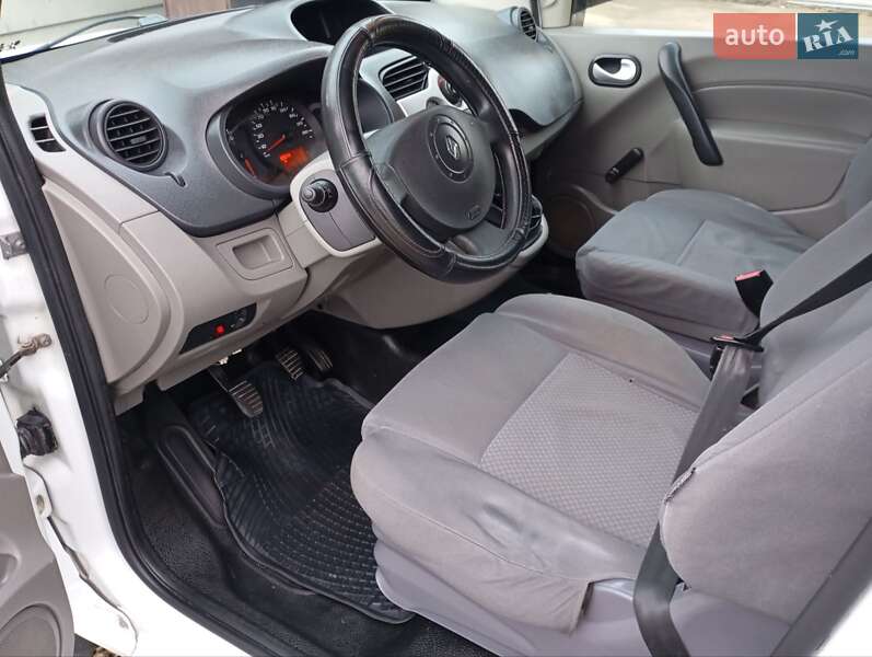 Минивэн Renault Kangoo 2010 в Каменец-Подольском фото 31 Минивэн Renault Kangoo 2010 в Каменец-Подольском