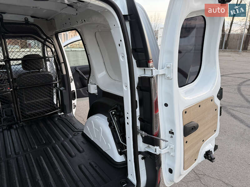 Грузовой фургон Renault Kangoo 2018 в Днепре фото 62 Грузовой фургон Renault Kangoo 2018 в Днепре