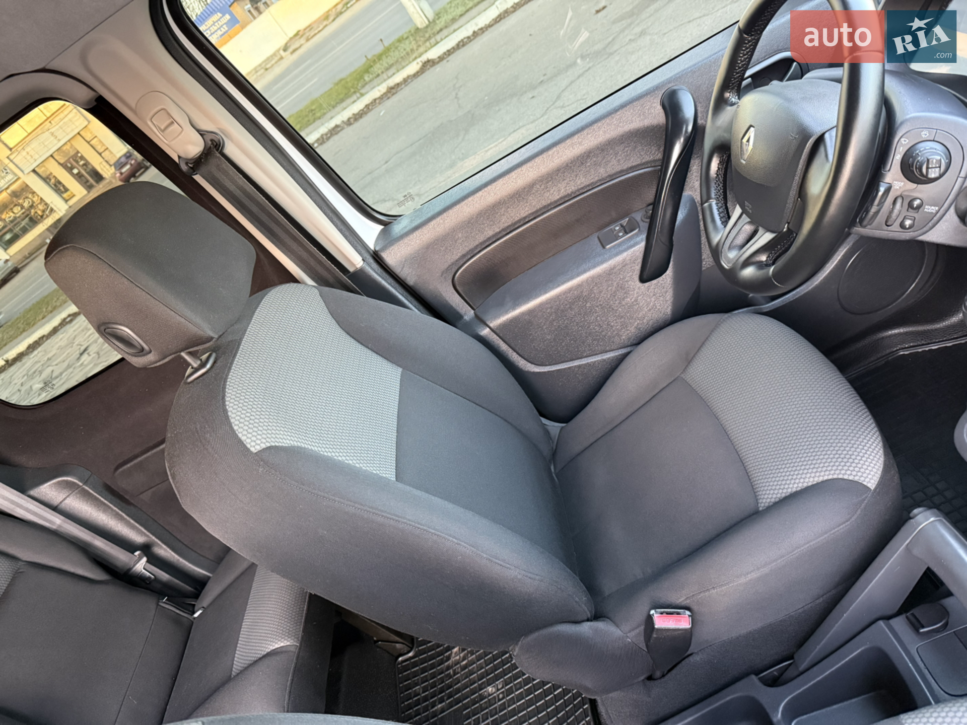 2014 Renault Kangoo - мініатюра 46