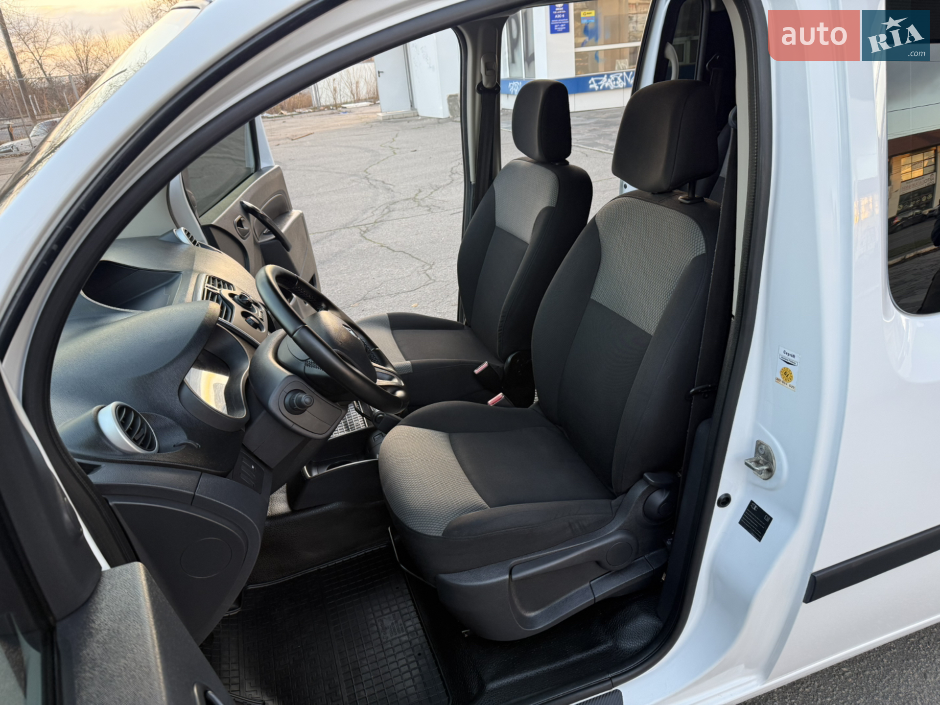 2014 Renault Kangoo - мініатюра 62