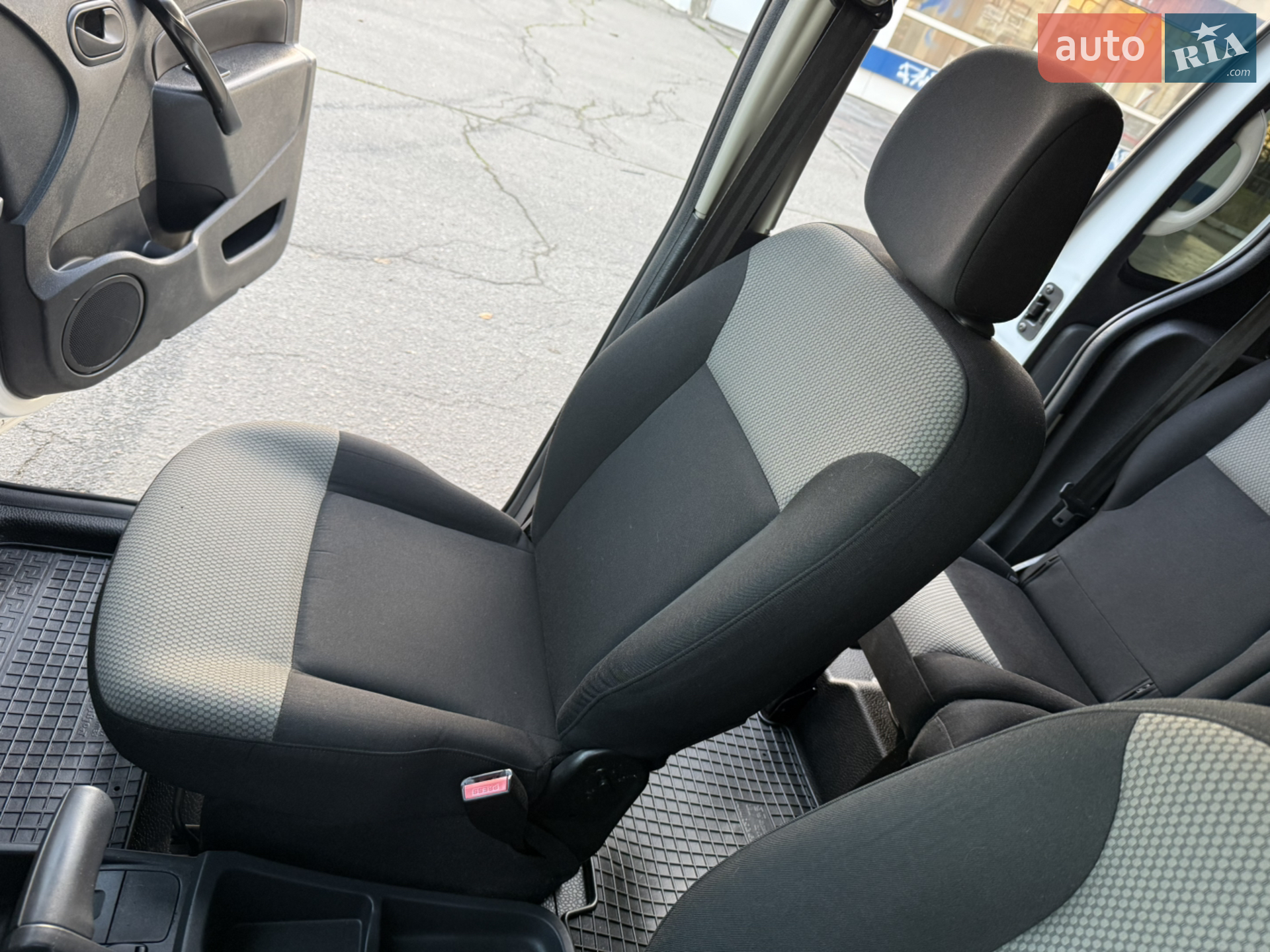 2014 Renault Kangoo - мініатюра 64