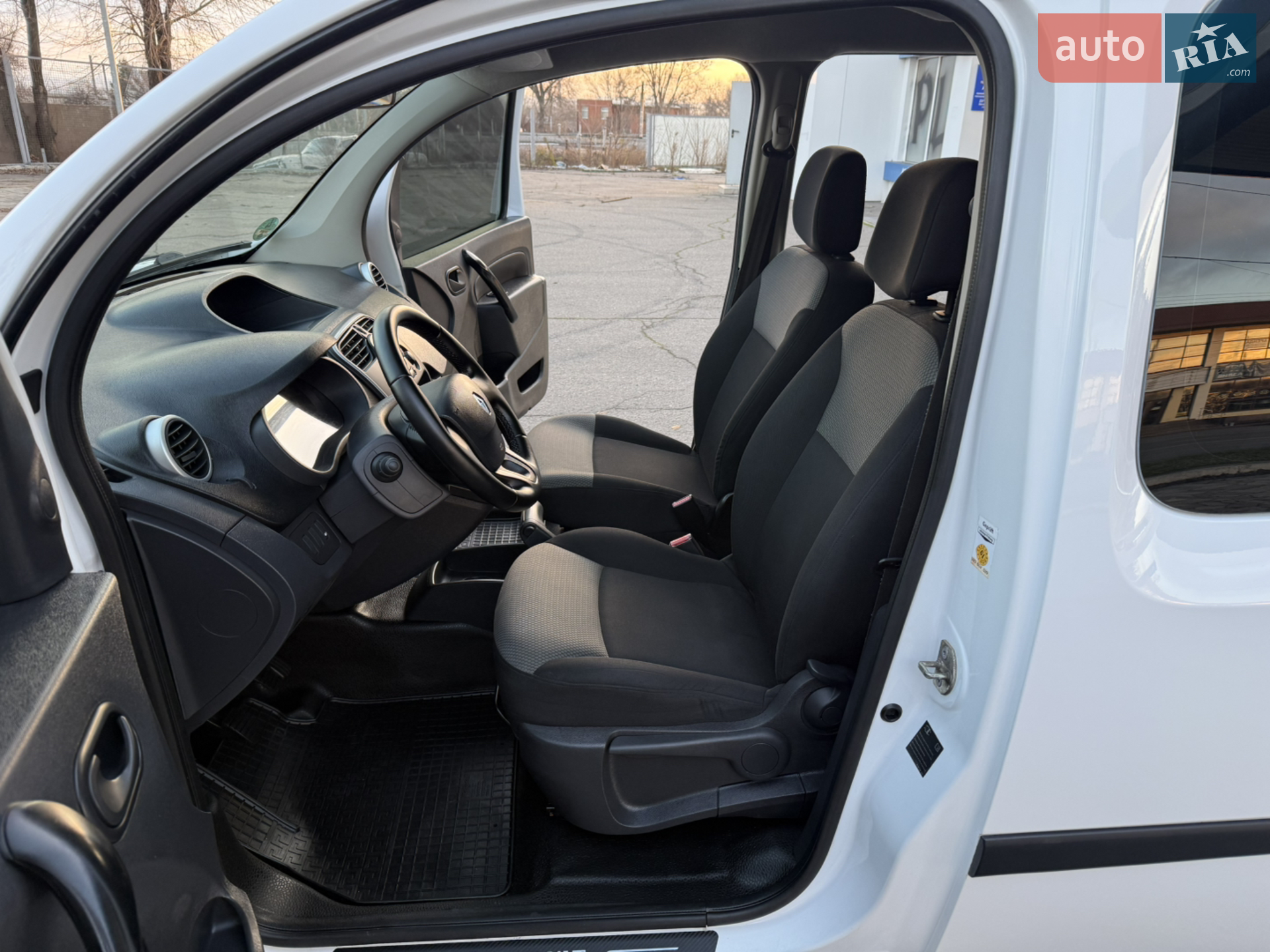 2014 Renault Kangoo - мініатюра 67