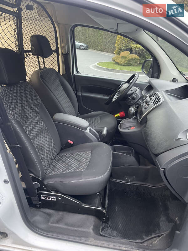 Грузопассажирский фургон Renault Kangoo 2014 в Луцке фото 12 Грузопассажирский фургон Renault Kangoo 2014 в Луцке