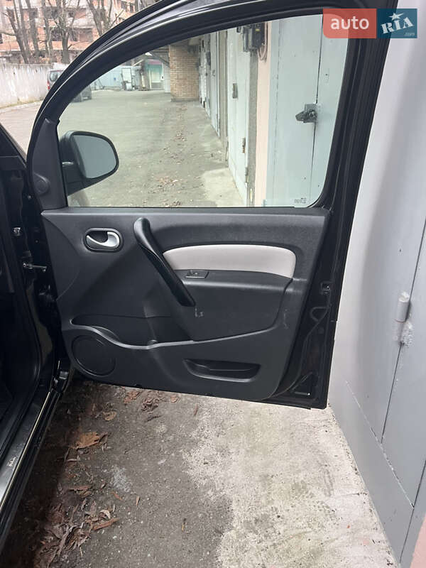 Минивэн Renault Kangoo 2014 в Киеве фото 15 Минивэн Renault Kangoo 2014 в Киеве