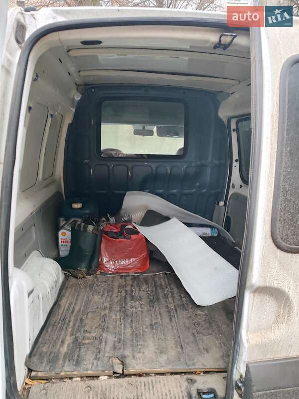 Грузовой фургон Renault Kangoo 2004 в Славянске фото 4 Грузовой фургон Renault Kangoo 2004 в Славянске