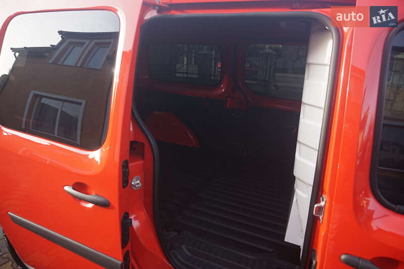 Минивэн Renault Kangoo 2021 в Самборе фото 46 Минивэн Renault Kangoo 2021 в Самборе