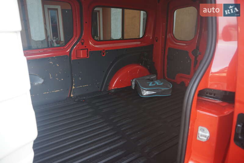 Минивэн Renault Kangoo 2021 в Самборе фото 52 Минивэн Renault Kangoo 2021 в Самборе