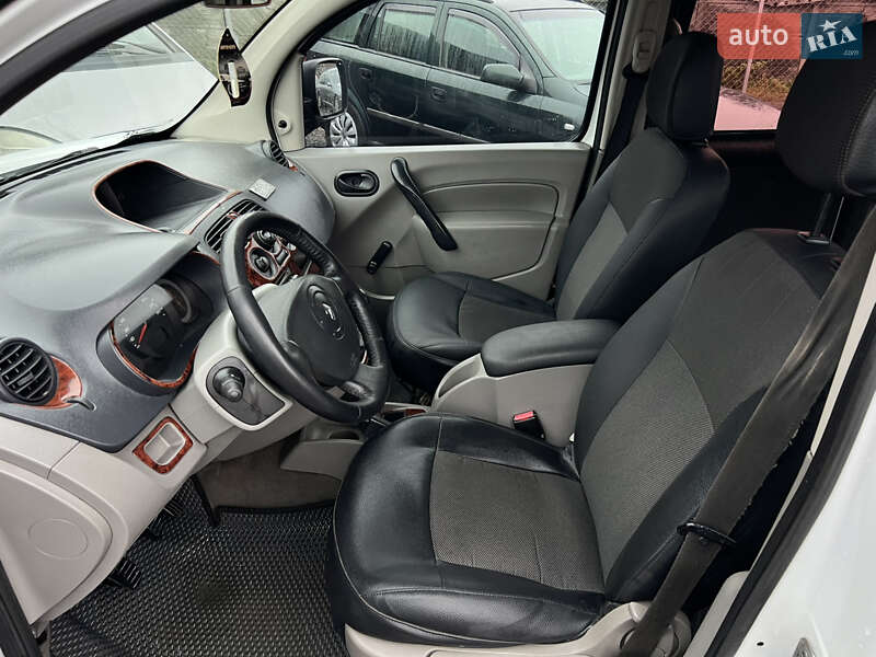 Грузовой фургон Renault Kangoo 2011 в Шептицькому