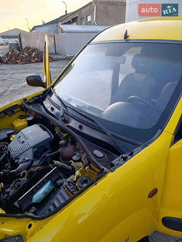 Мінівен Renault Kangoo 2001 в Хмільнику