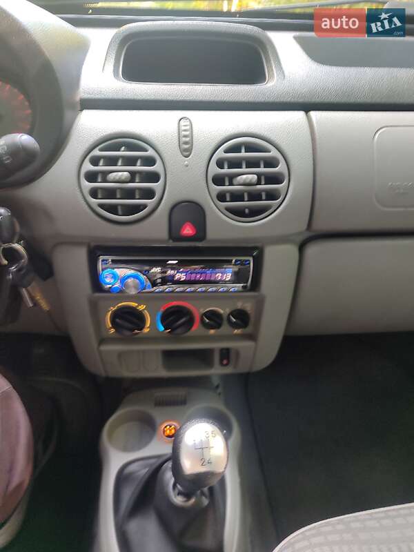 Минивэн Renault Kangoo 2007 в Черновцах