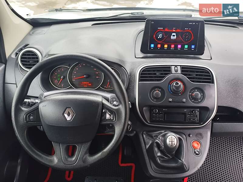 Минивэн Renault Kangoo 2015 в Новоархангельске