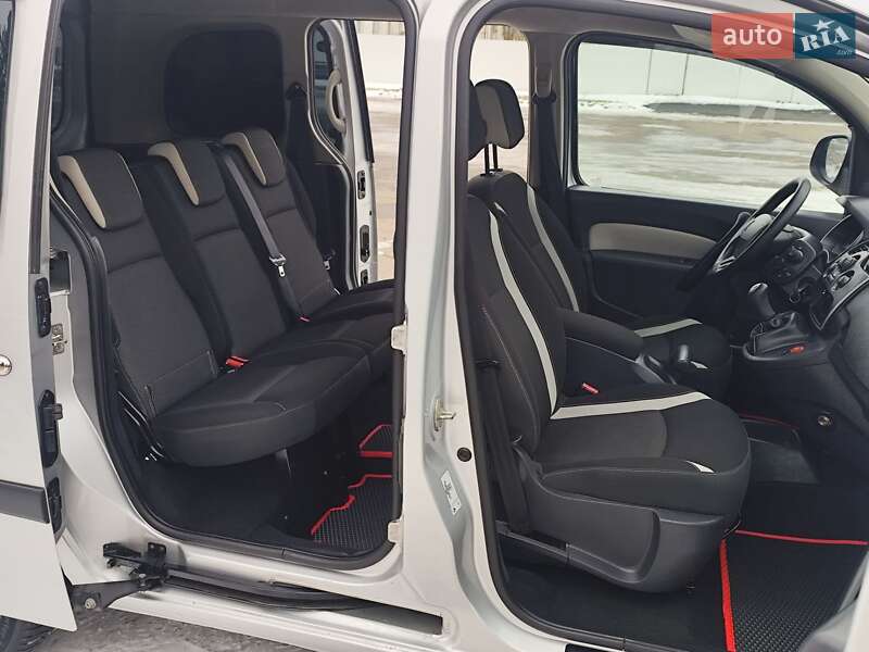 Минивэн Renault Kangoo 2015 в Новоархангельске