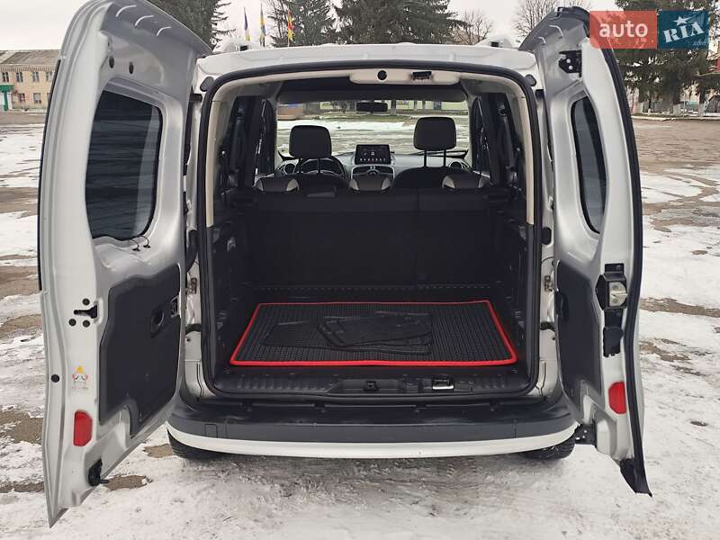 Минивэн Renault Kangoo 2015 в Новоархангельске